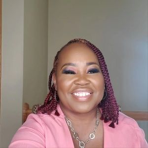 Meet your Posher, Sherry